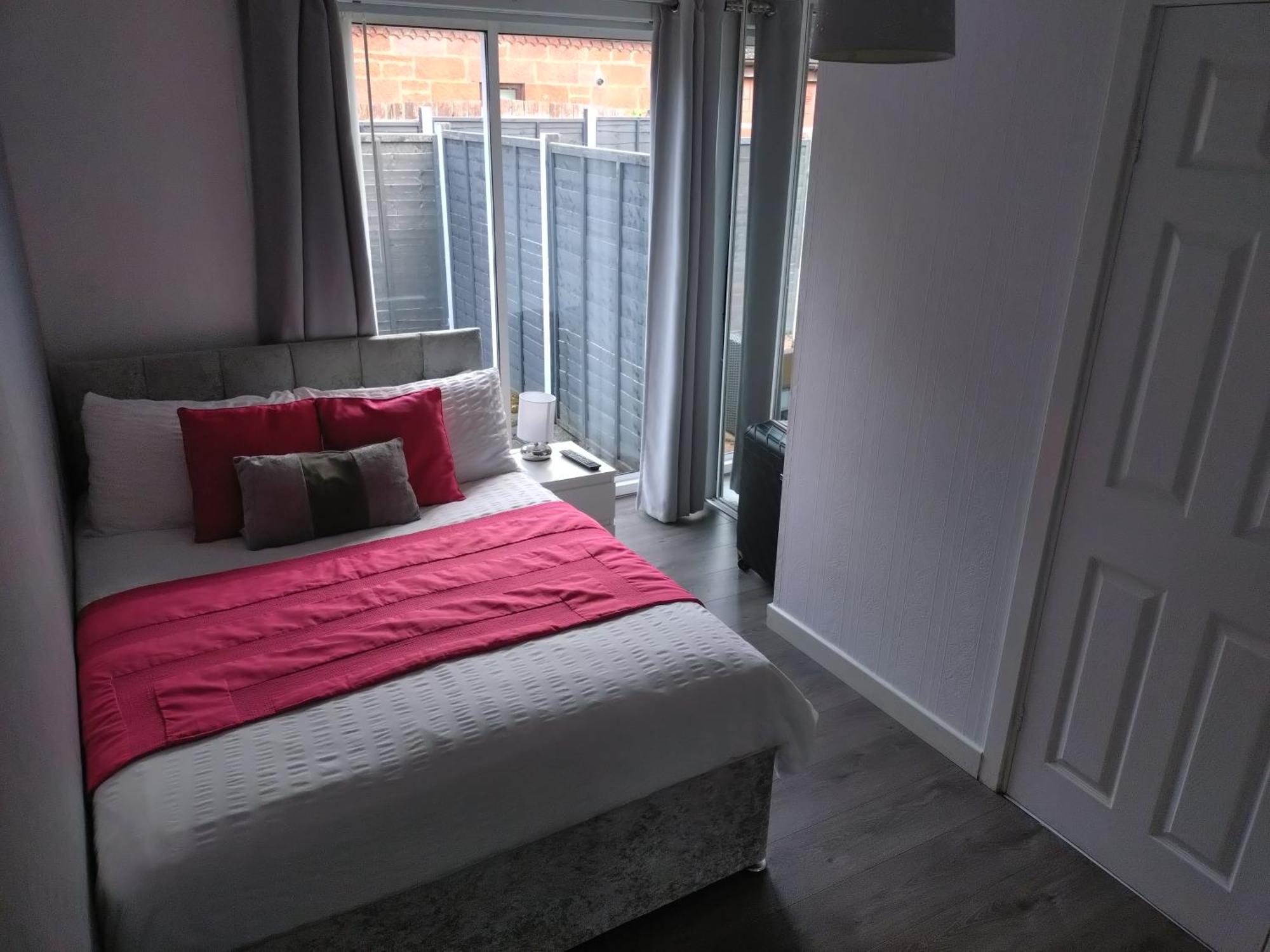Anchorage - Also 1 Available With Hot Tub,must Be Booked Separately Guest house
