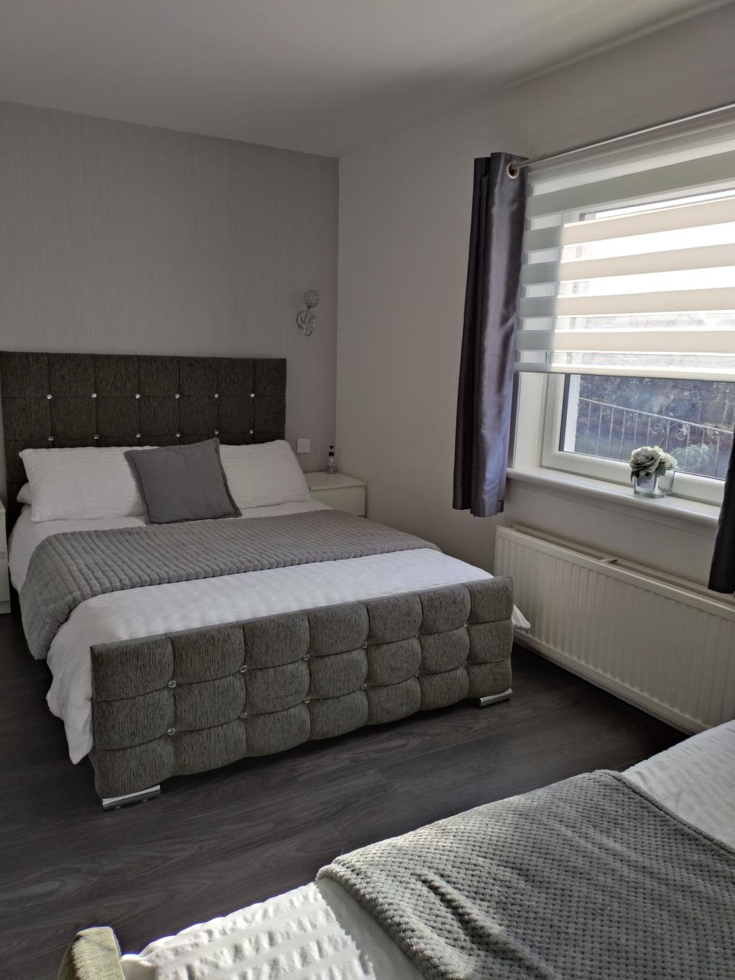 Anchorage - Also 1 Available With Hot Tub,must Be Booked Separately Balloch